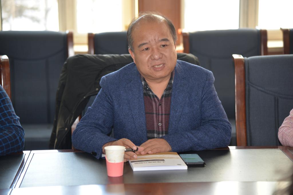 东北农业大学副校长、农学院2021年度国家自然科学基金项目申报工作指导委员会主任邹德堂在会上讲话